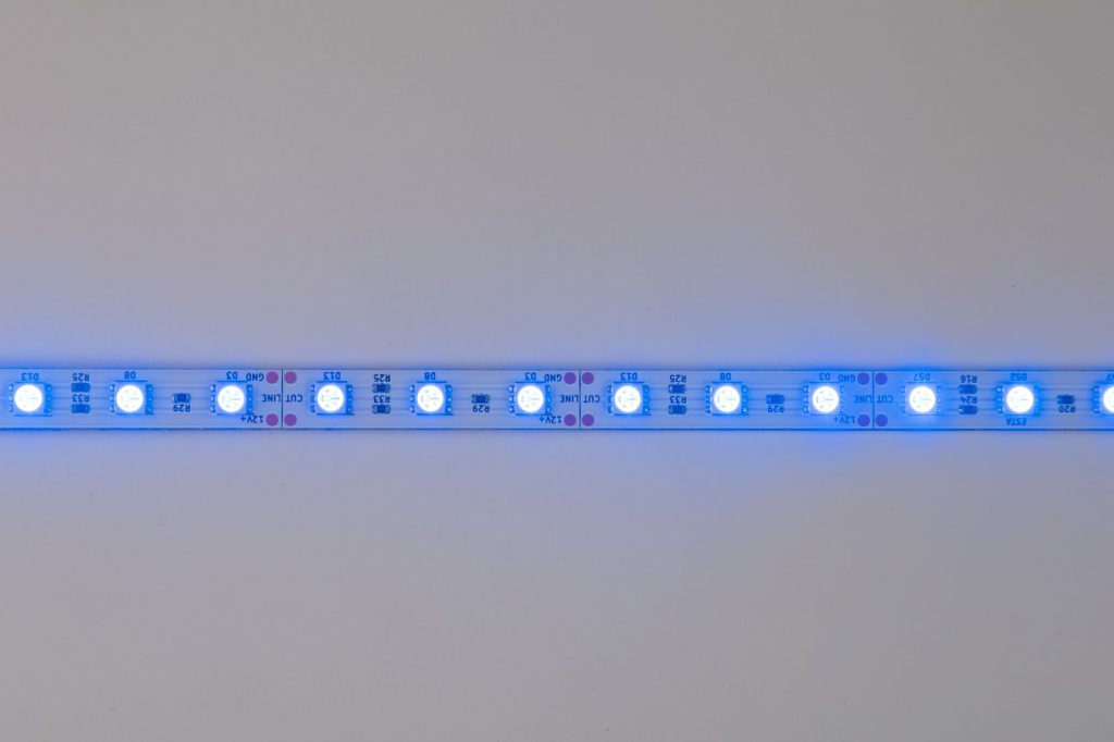 LED trake , LED Stripes , LED aluminum profili , LED aluminium profiles, LED sijalice , LED Bulbs , LED rasveta , LED lighting