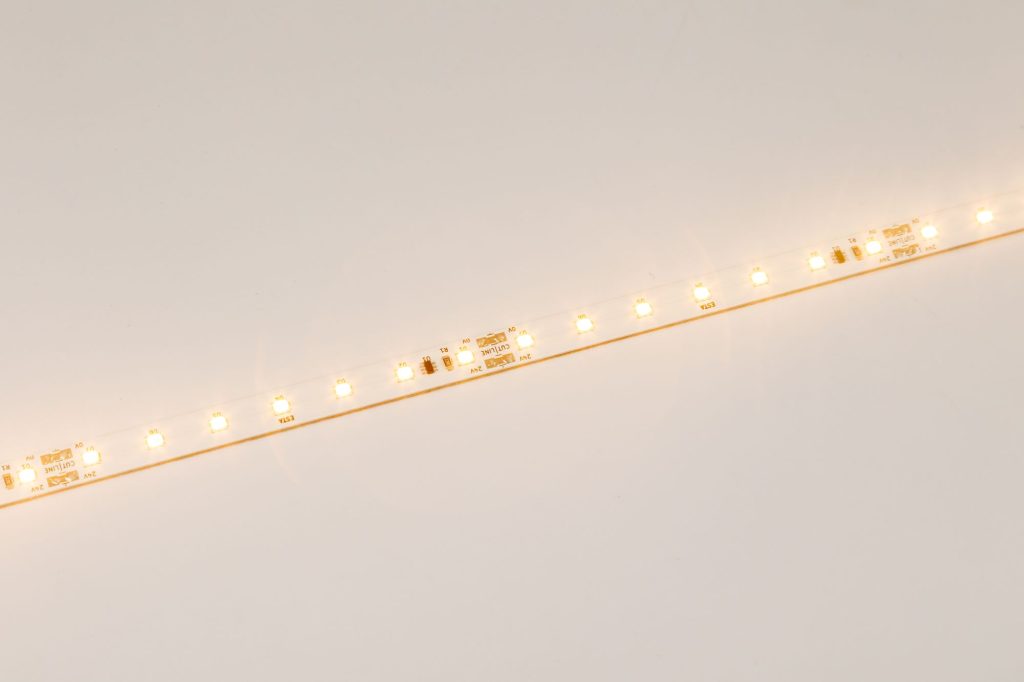 LED TRAKA Bela 2200K 24V 1750lm (pakovanje od 3 kom po 1m)
